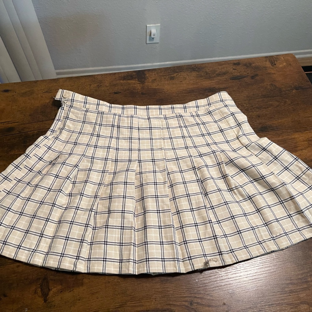 XL Aeropostale Checkered Skirt